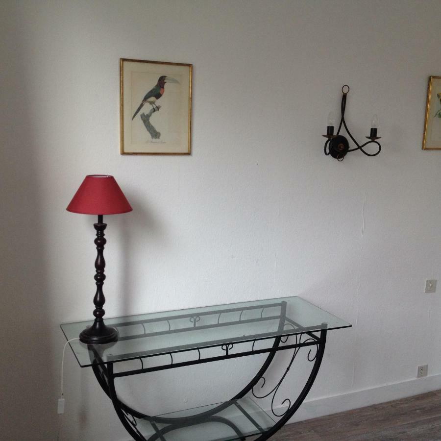 La grande maison de Carrouges Extérieur photo